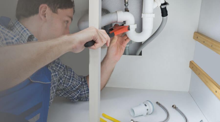 Professional expert plumbing services in Yates City, IL